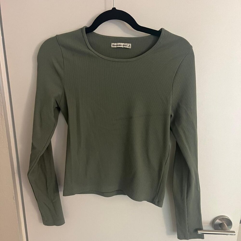 Abercrombie Olive Green Long-Sleeved Ribbed Shirt Size M